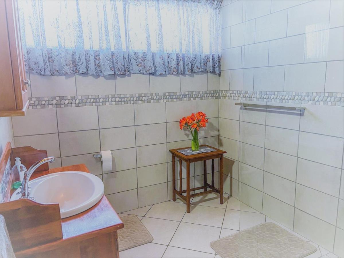 Six Second Avenue Apartment Parys Luaran gambar